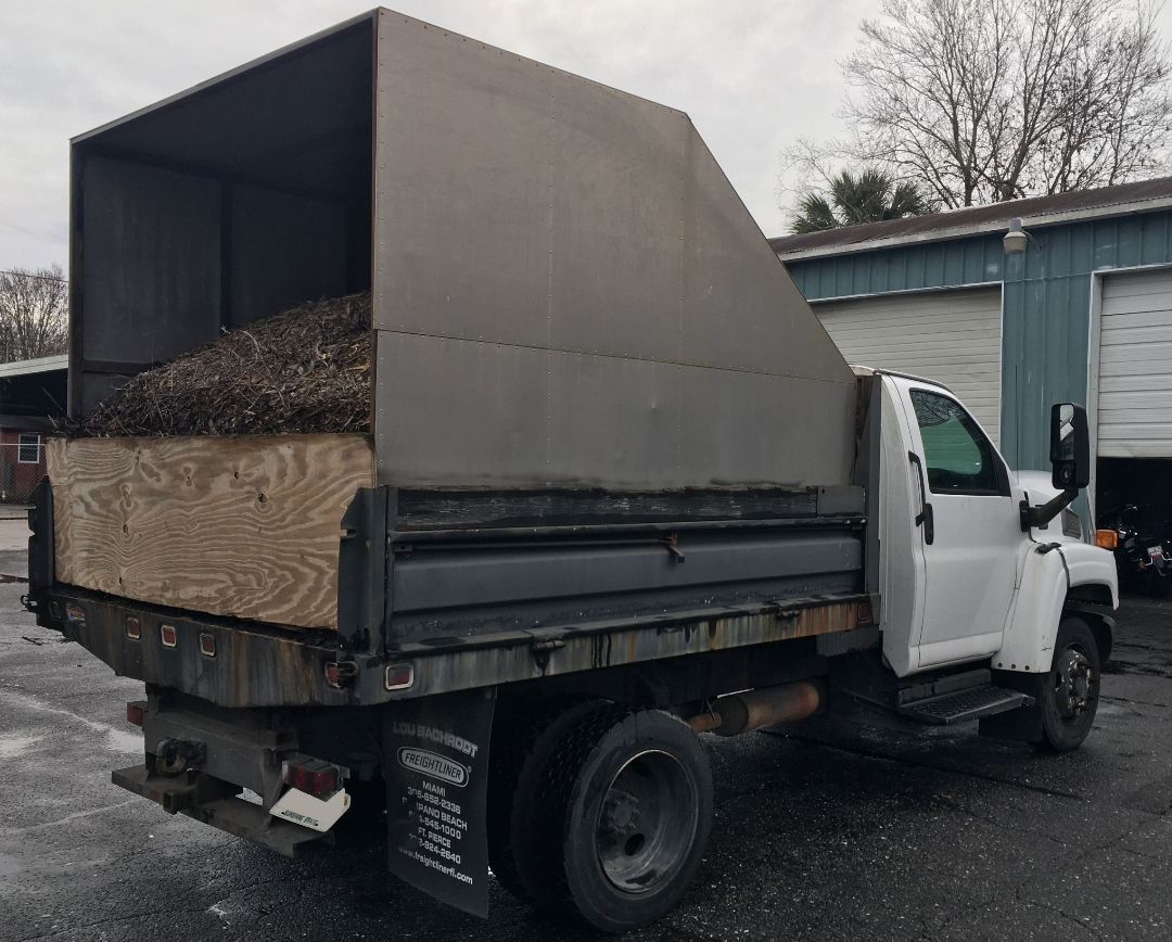 2006 GMC C5500 - Image 5